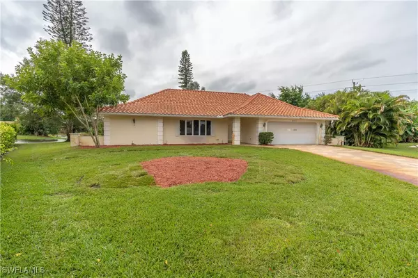 Naples, FL 34112,2353 Abbey CT