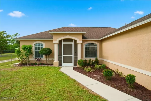 Naples, FL 34120,2075 Desoto BLVD N