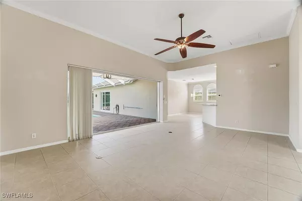 Naples, FL 34104,1134 Briarwood BLVD