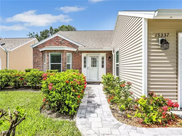 Naples, FL 34110,15337 Wimborne LN #5