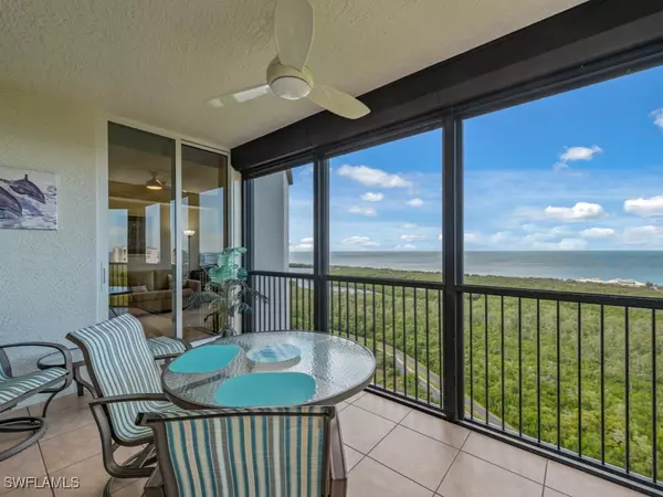 Naples, FL 34108,7225 Pelican Bay BLVD #2102