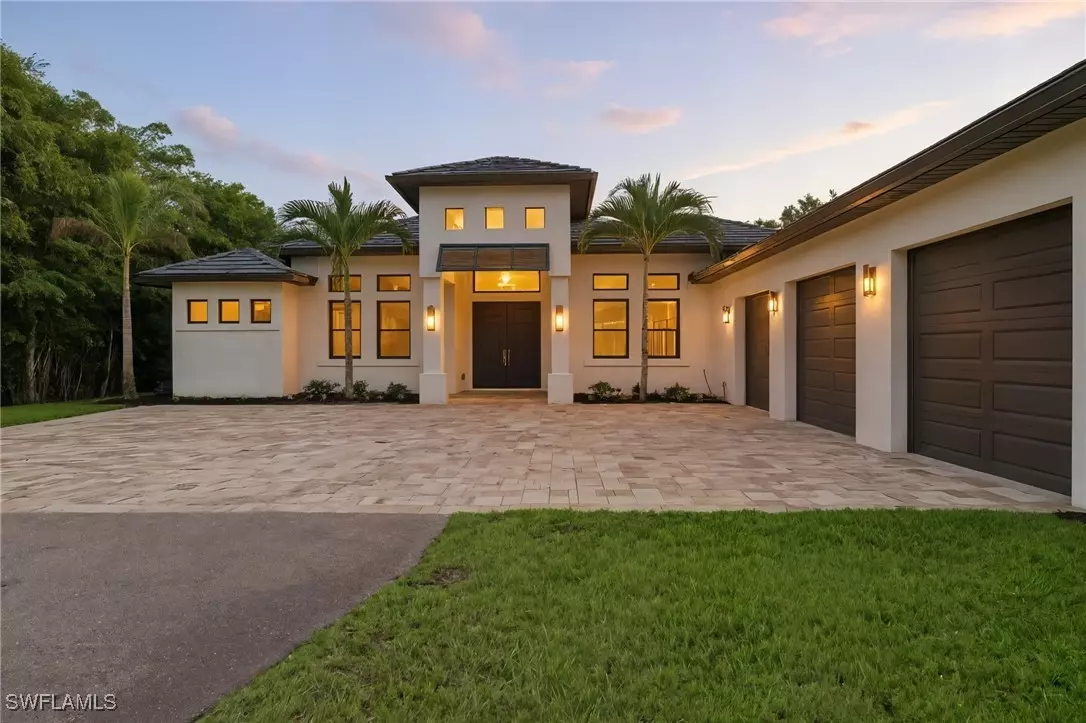 Naples, FL 34119,5710 Spanish Oaks LN