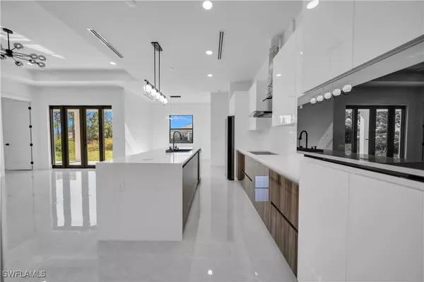 Lehigh Acres, FL 33976,4213 20TH ST SW