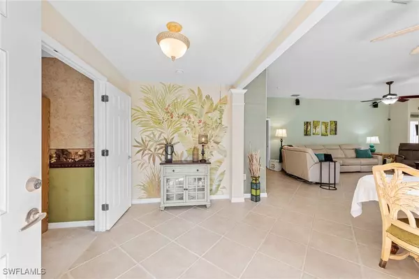 Fort Myers, FL 33913,10097 Colonial Country Club BLVD