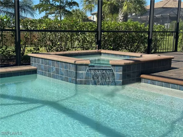 Estero, FL 33928,17661 Kinzie LN