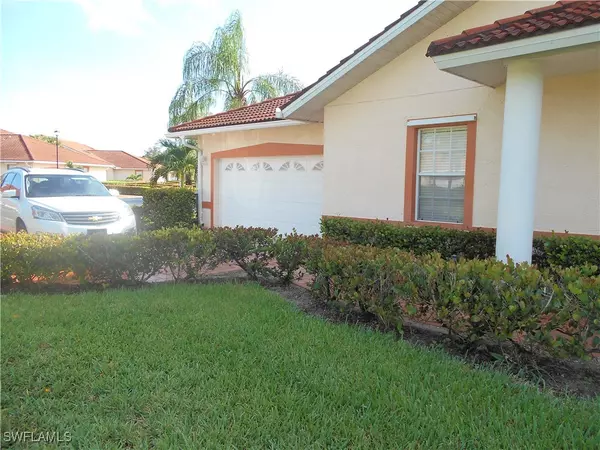 Naples, FL 34104,230 W Naomi DR #4702