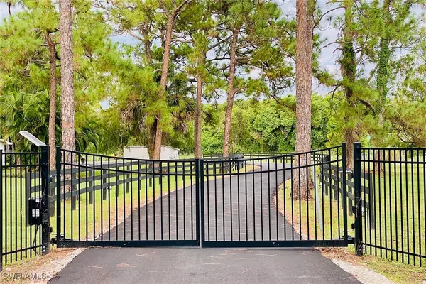 Naples, FL 34104,971 San Marcos BLVD