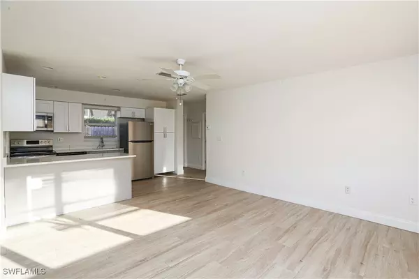 Naples, FL 34108,520 97th AVE N #A