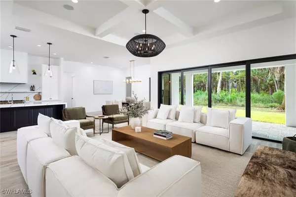 Naples, FL 34116,5772 GREEN BLVD