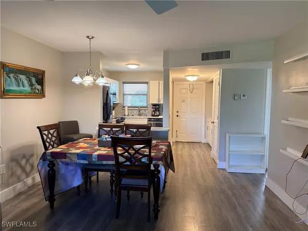 Naples, FL 34105,160 Turtle Lake CT #303