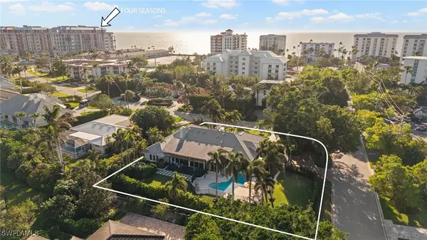 Naples, FL 34102,1180 OLEANDER DR