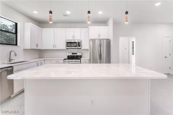 4303 18th AVE SE, Naples, FL 34117