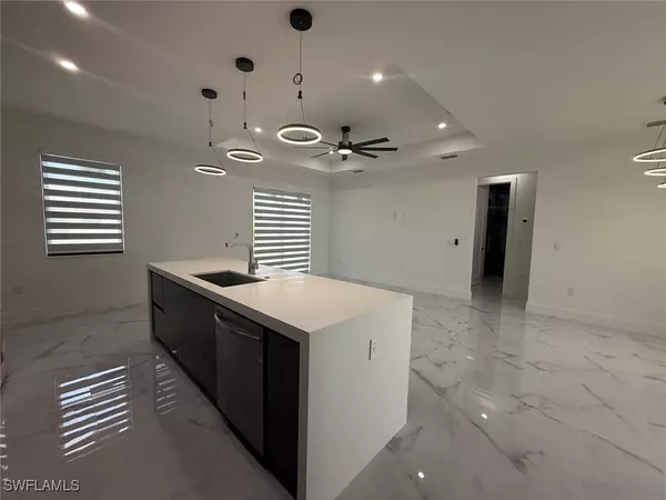 4218 26th ST SW, Lehigh Acres, FL 33976