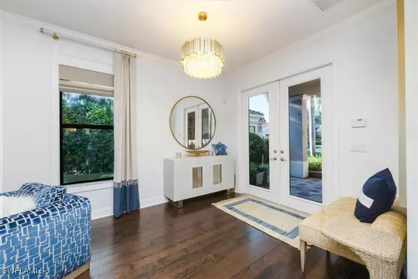 Naples, FL 34119,3821 Columbia CT