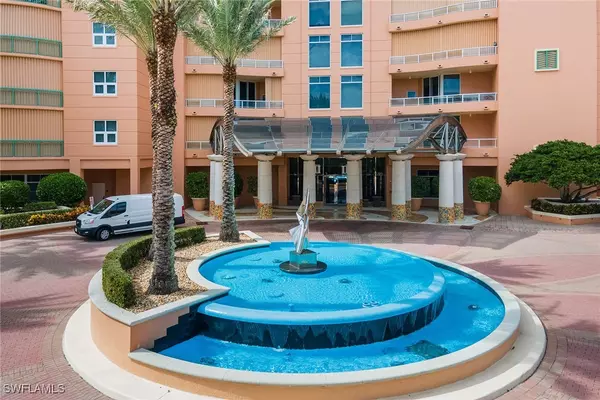 Marco Island, FL 34145,940 Cape Marco DR #2006