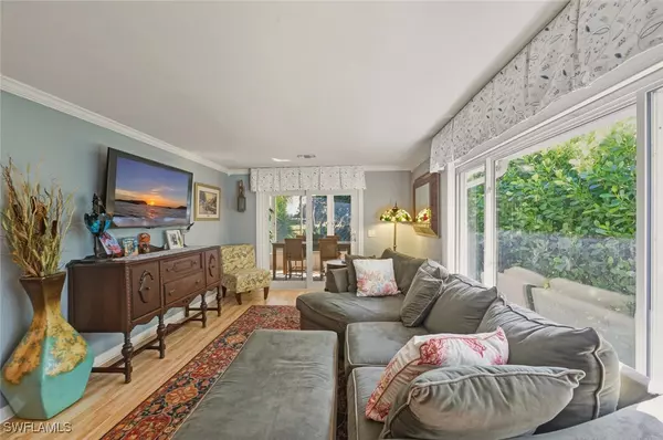 Naples, FL 34112,542 Charlemagne BLVD