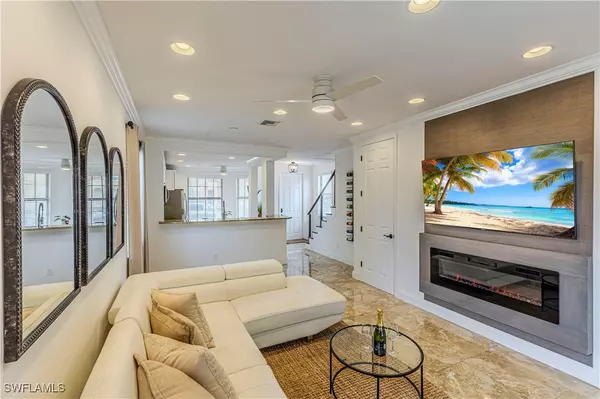 Naples, FL 34113,1233 Kendari TER