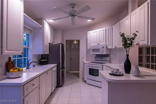 Naples, FL 34109,4050 Los Altos CT