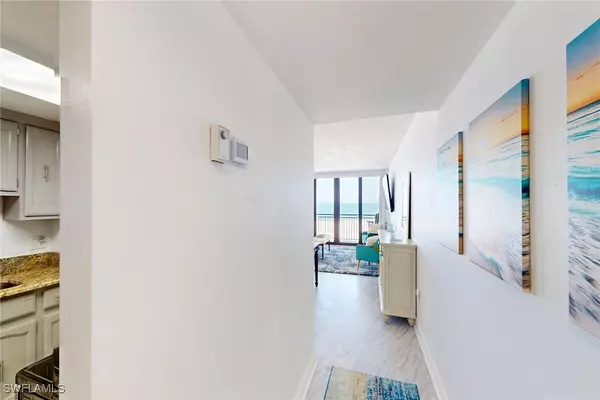 Marco Island, FL 34145,180 Seaview CT #1009