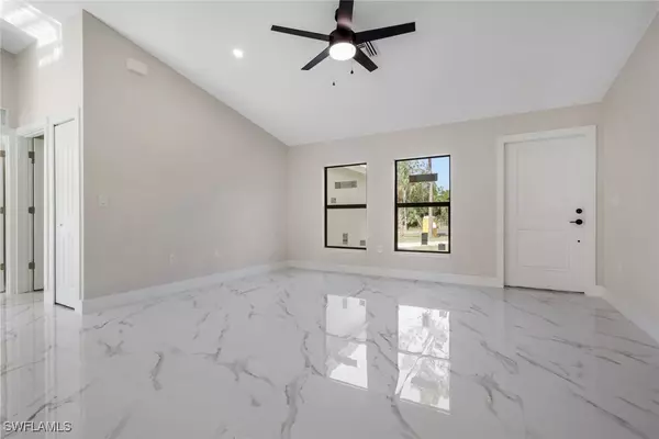 Naples, FL 34120,436 41st Ave NE