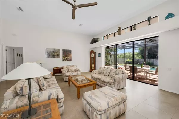 Bonita Springs, FL 34134,28200 Winthrop CIR