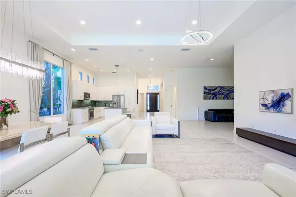 Naples, FL 34109,14672 Reserve LN