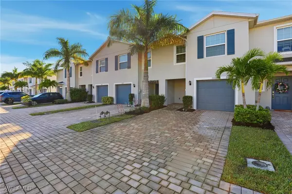 15368 Wildflower CIR, Naples, FL 34119
