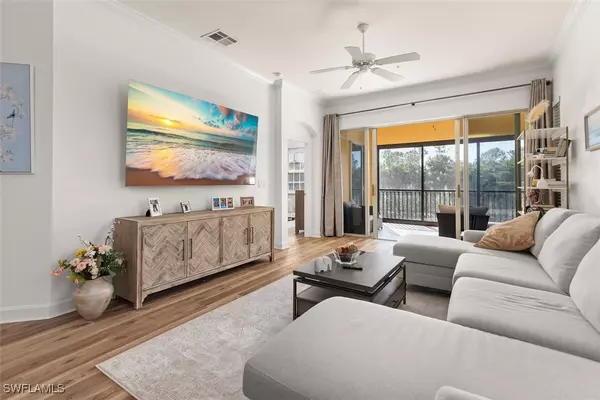 Estero, FL 33928,8621 Piazza Del Lago CIR #206