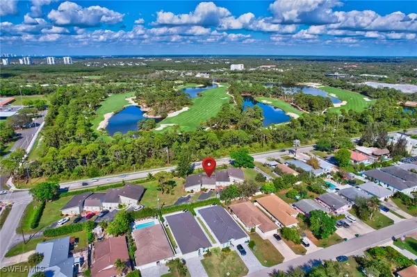 714 111th AVE N, Naples, FL 34108