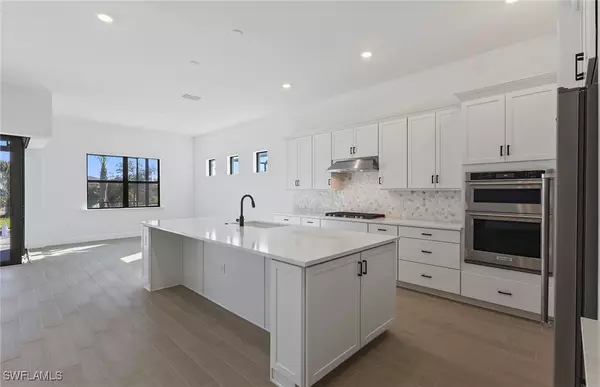 Naples, FL 34120,2074 Don Benito WAY