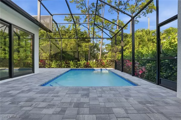 2727 Van Buren AVE, Naples, FL 34112