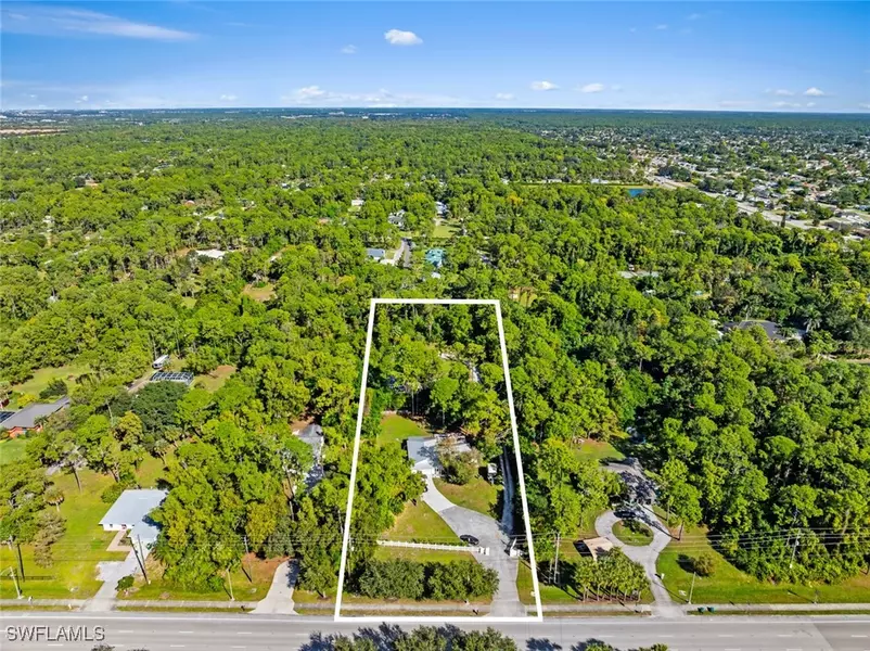 5731 Golden Gate Pkwy, Naples, FL 34116