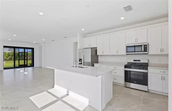 Naples, FL 34120,1899 Sierra CT