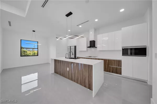 Lehigh Acres, FL 33976,3105 28th ST SW