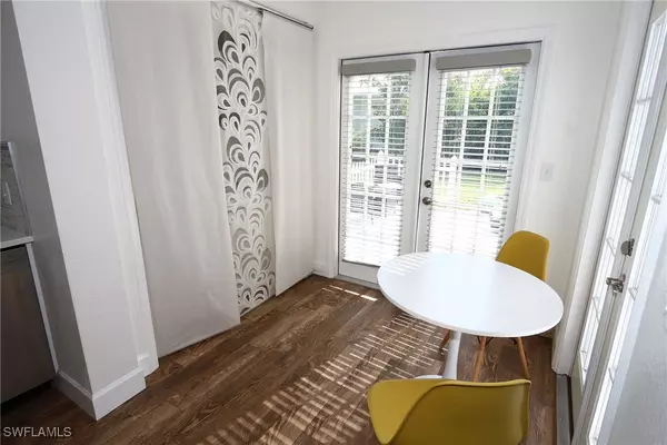 714 11th ST N, Naples, FL 34102