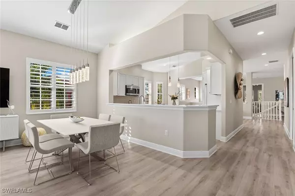 Naples, FL 34113,6438 Legacy CIR #304