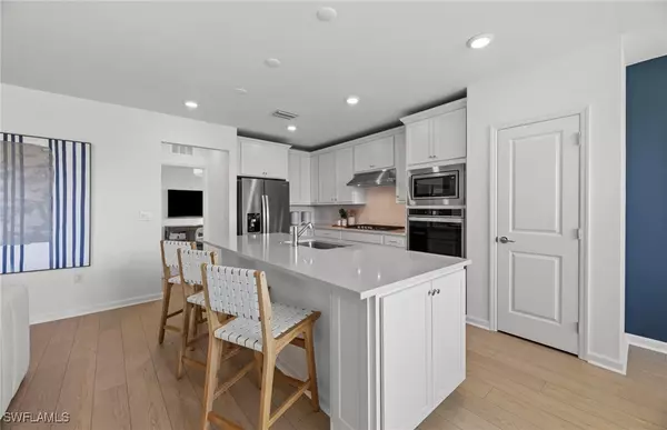 Lehigh Acres, FL 33936,298 Silent Lake DR