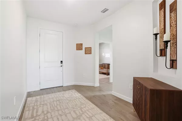 Estero, FL 33928,19306 Hinkley DR