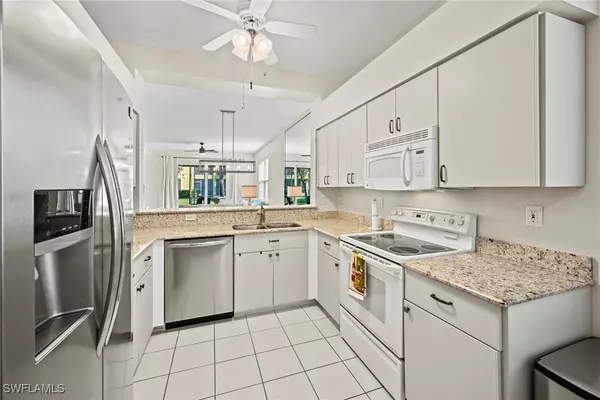 Bonita Springs, FL 34135,9200 Highland Woods BLVD #1103