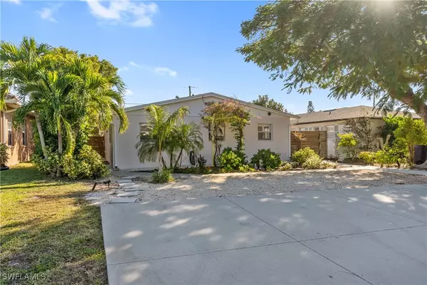 Naples, FL 34108,604 110th AVE N