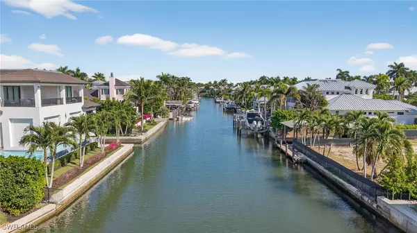 Naples, FL 34102,601 17TH AVE S