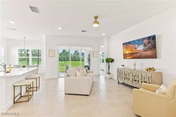 Naples, FL 34120,12349 Dahlia CT