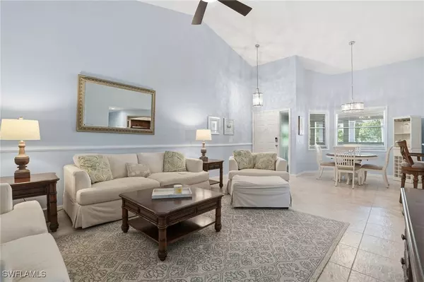 Naples, FL 34110,622 Wiggins Bay DR #C-22