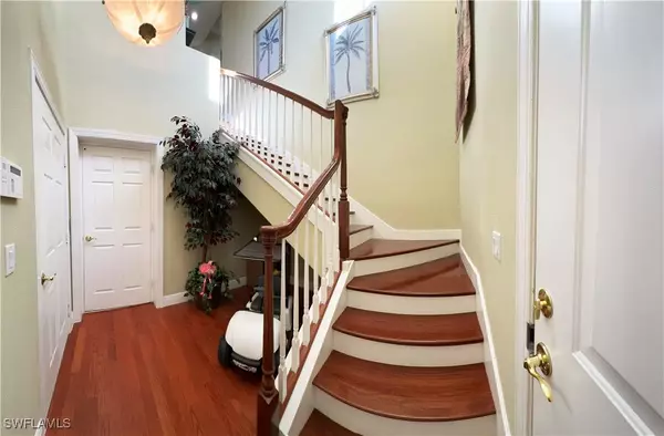 Naples, FL 34112,4750 Shinnecock Hills CT #5