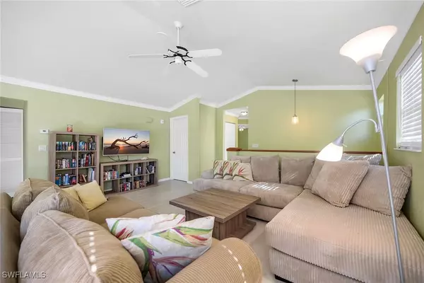 Naples, FL 34105,628 Woodshire LN #G12