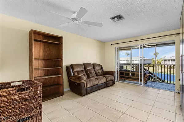 Bokeelia, FL 33922,16379 Boyce DR #204