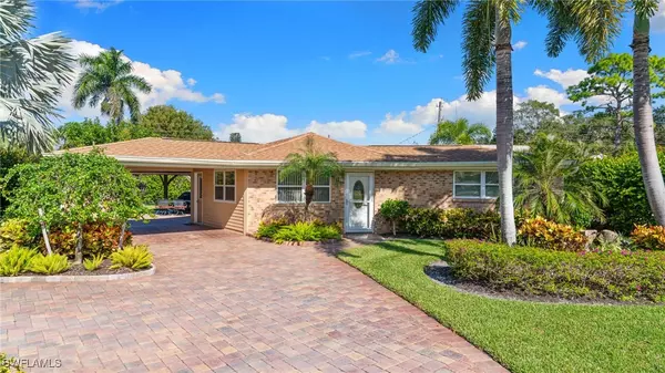 Bonita Springs, FL 34135,9817 Pennsylvania AVE