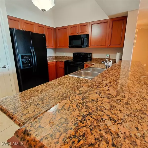 Estero, FL 33928,20320 Estero Gardens CIR #104