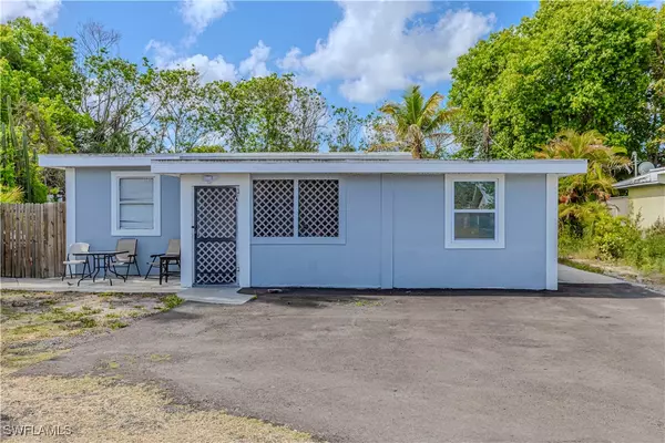 3132 Francis AVE, Naples, FL 34112