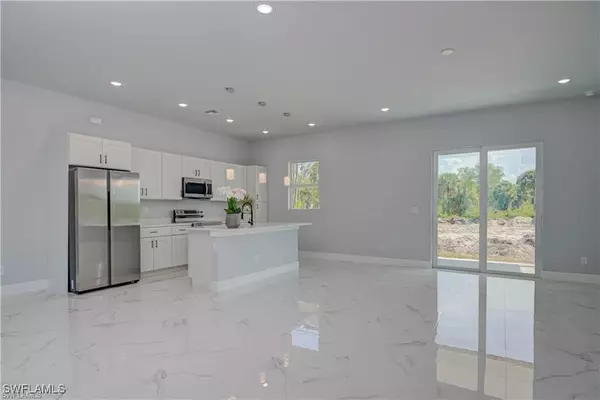 Lehigh Acres, FL 33971,3417 71st ST W